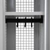 Zoom en la barra para colgar perchas de la taquilla con rejilla 1 puerta 2 cuerpos