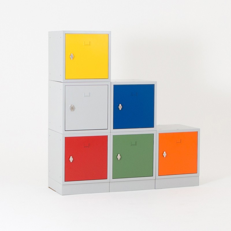 Zócalo plano para casillero multibox - Taquimetal