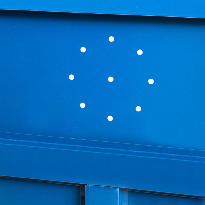 Zoom en la ventilación de la taquilla para ropa sucia