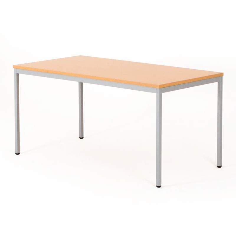 Vista de 3/4 de la mesa rectangular polivalente color Madera de acacia clara y patas de aluminio