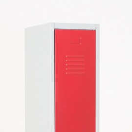 parte superior de la taquilla metálica roja 1 puerta  cerrada