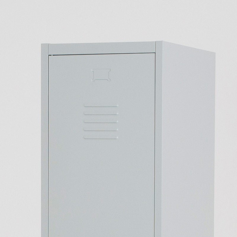 parte superior de la taquilla 1 puerta 2 cuerpos gris con separación ropa limpia/sucia