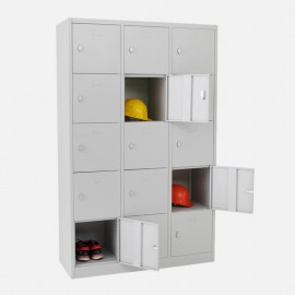 Taquilla 5 puertas 3 cuerpos gris con casilleros abiertos con accesorios