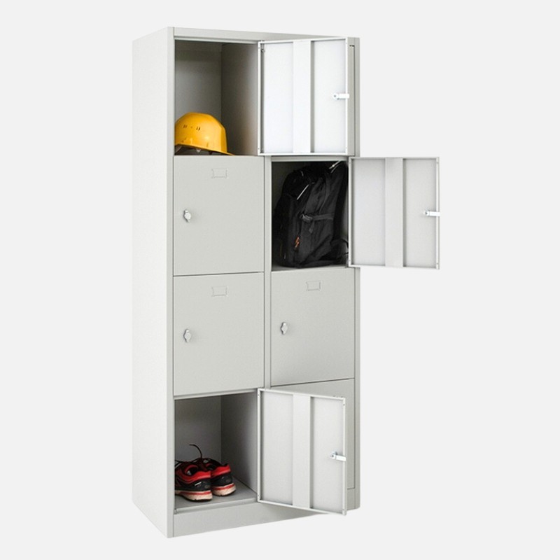Taquilla 4 puertas 2 cuerpos roja con accesorios en los casilleros abiertos