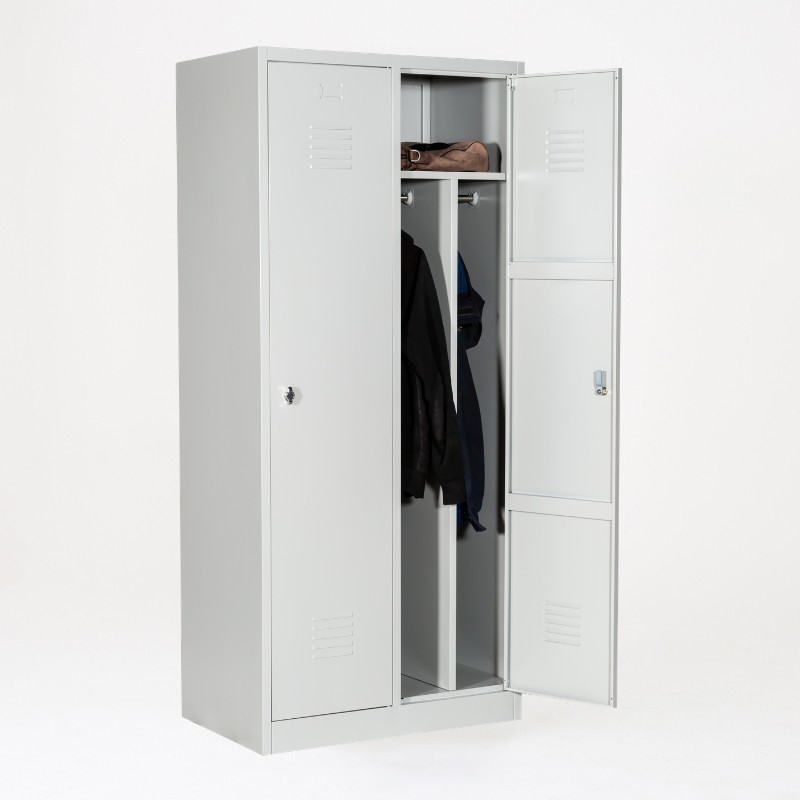 Taquilla 1 puerta 2 cuerpos gris con separación ropa limpia/sucia abierta con ropa