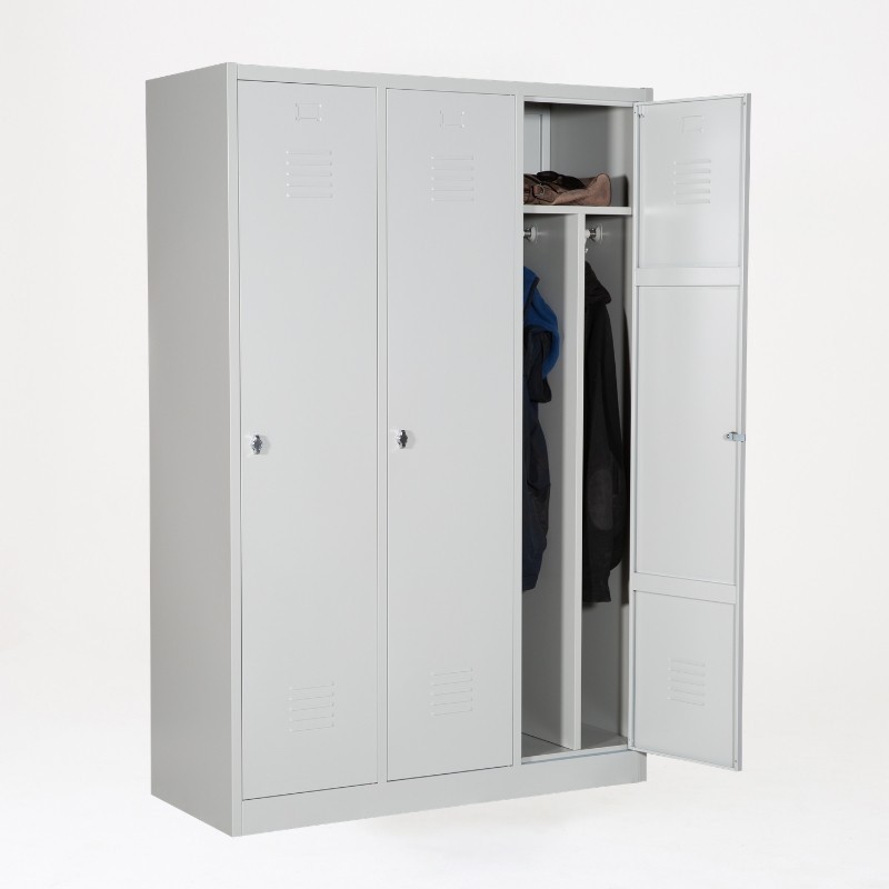 Taquilla 1 puerta 3 cuerpos gris con separación ropa limpia/sucia abierta y con ropa