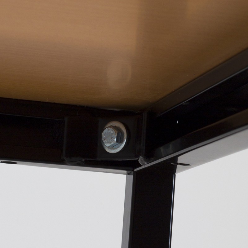 Zoom en la mesa de oficina media luna