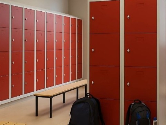 Instalación en línea o en isla: ¿cómo distribuir las taquillas en su local?